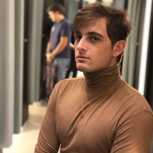 Meet your Posher, Connor